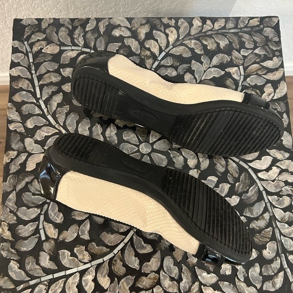 Anne Klein Sport Faux Snake Black Patent Leather Cap Toe Buckle Ballet Flat - Picture 5 of 5